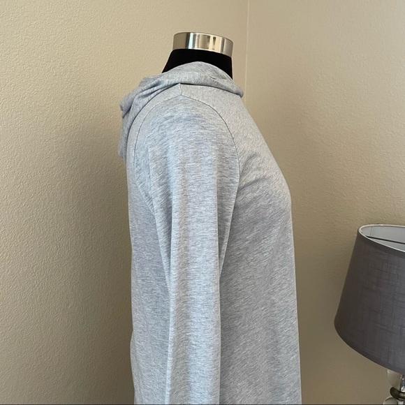 LOGO by Lori Goldstein Long-Sleeve Hooded Top Hi-Low Hem - Picture 7 of 13
